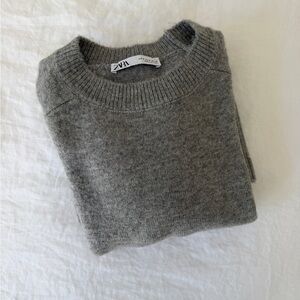 Zara Heather Gray Crewneck Sweater
